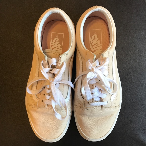 Vans - Picture 2 of 5